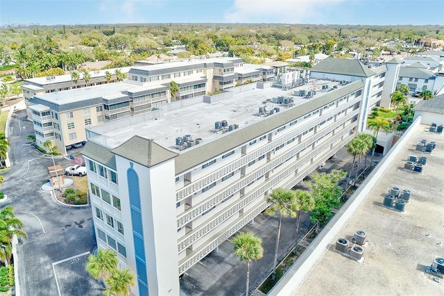 139 BLUFF VIEW DRIVE 107, Belleair Bluffs, FL 33770