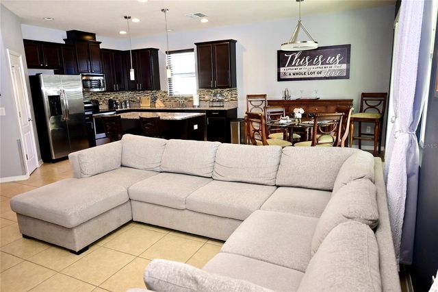 650 BRIDGEFORD CROSSING BOULEVARD, Davenport, FL 33837