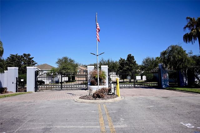 650 BRIDGEFORD CROSSING BOULEVARD, Davenport, FL 33837