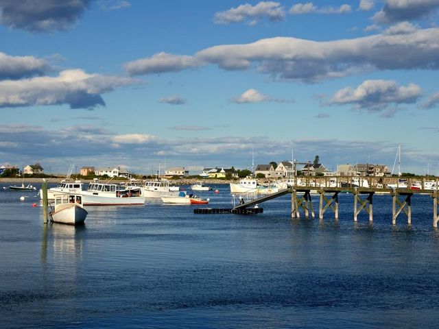 27 Kasnet Drive, Rye, NH 03870