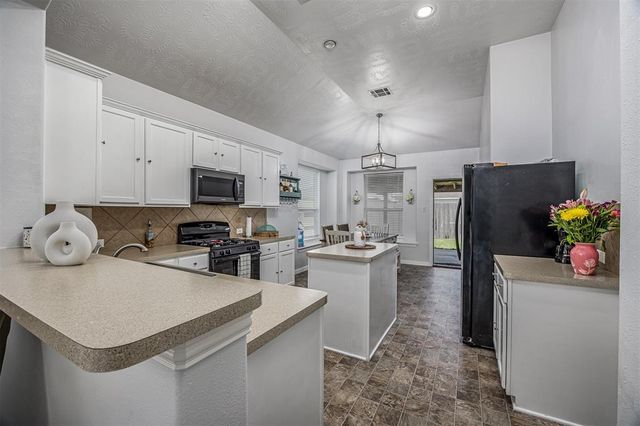 3803 Hunters Trail, Baytown, TX 77521