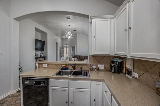 3803 Hunters Trail, Baytown, TX 77521