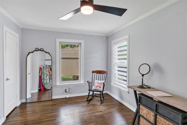 3816 Collinwood Avenue, Fort Worth, TX 76107