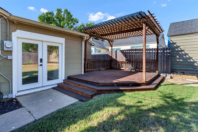 3816 Collinwood Avenue, Fort Worth, TX 76107