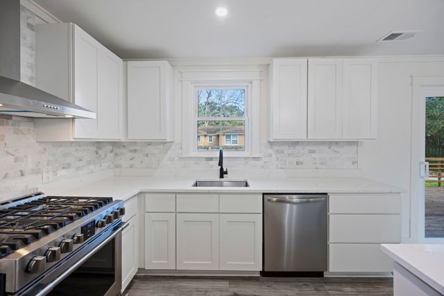 1328 Hermitage Avenue, Charleston, SC 29412