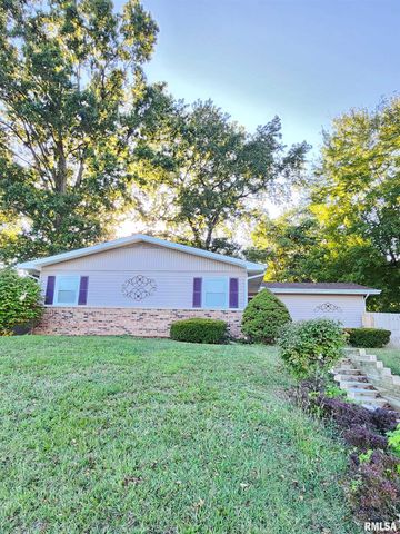 112 N Parrish Lane, Carbondale, IL 62901