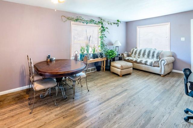 1422 E 12th St, Pueblo, CO 81001