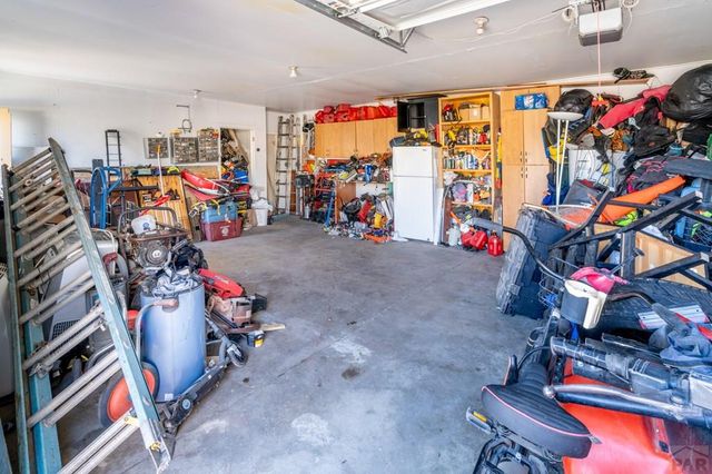 1422 E 12th St, Pueblo, CO 81001