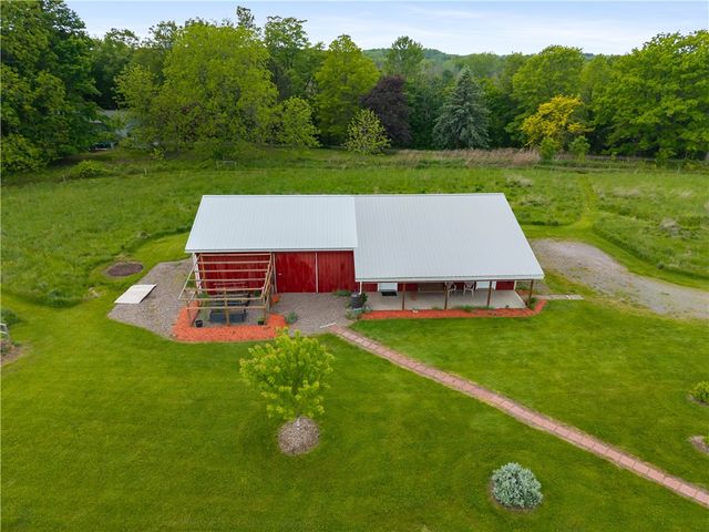 2992 Gildersleeve Road, Marion, NY 14505