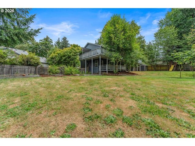 419 RIDGE CREST Dr, Oregon City, OR 97045