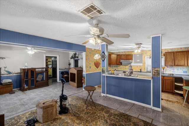 6702 Tierwester Street, Houston, TX 77021