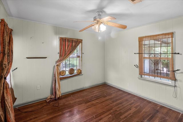 6702 Tierwester Street, Houston, TX 77021