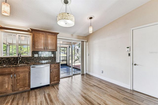 648 TIMBER BAY CIRCLE E, Oldsmar, FL 34677