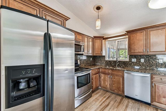 648 TIMBER BAY CIRCLE E, Oldsmar, FL 34677