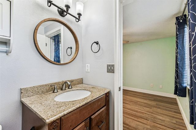 648 TIMBER BAY CIRCLE E, Oldsmar, FL 34677