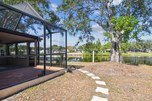 648 TIMBER BAY CIRCLE E, Oldsmar, FL 34677