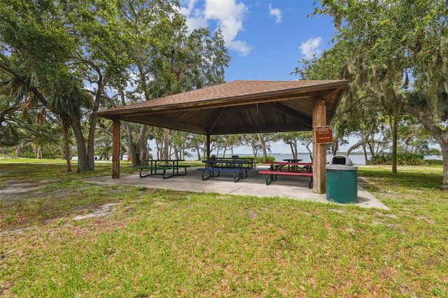 648 TIMBER BAY CIRCLE E, Oldsmar, FL 34677