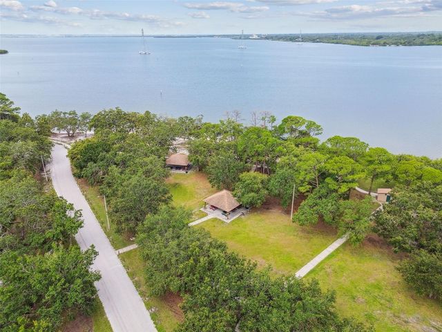 648 TIMBER BAY CIRCLE E, Oldsmar, FL 34677