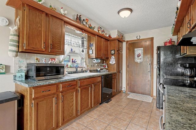 533 E Parkwood, Rose Hill, KS 67133
