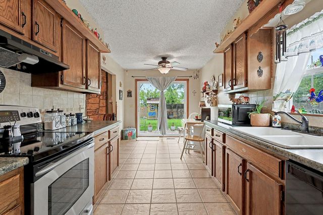 533 E Parkwood, Rose Hill, KS 67133