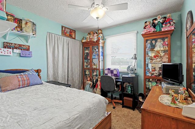533 E Parkwood, Rose Hill, KS 67133