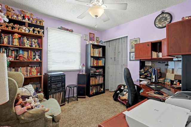 533 E Parkwood, Rose Hill, KS 67133