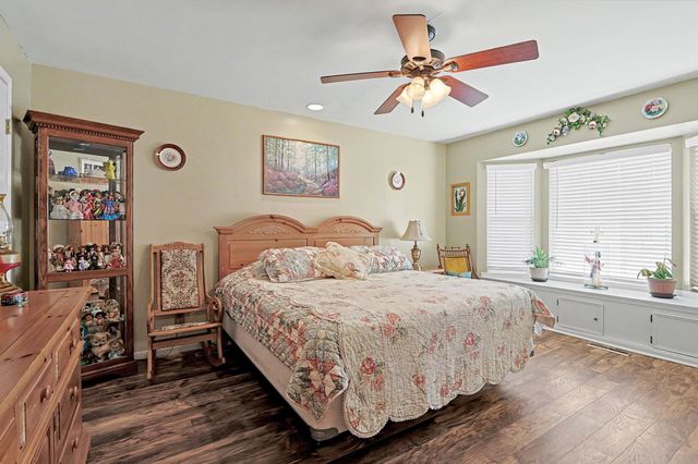 533 E Parkwood, Rose Hill, KS 67133