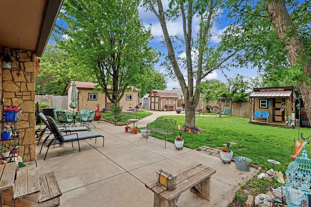 533 E Parkwood, Rose Hill, KS 67133