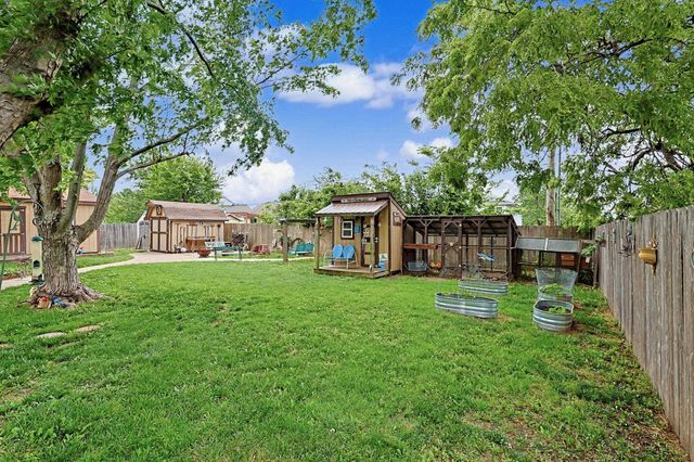 533 E Parkwood, Rose Hill, KS 67133