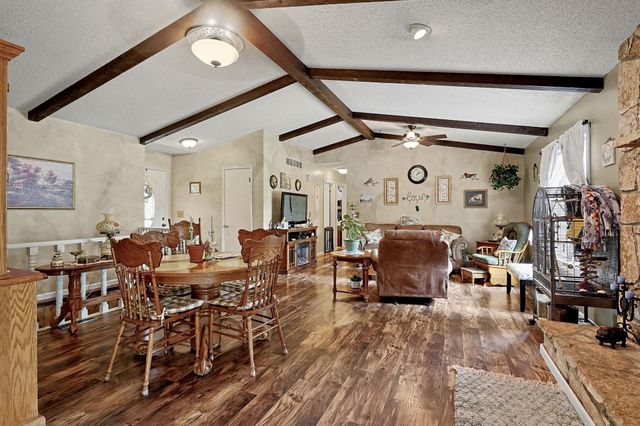 533 E Parkwood, Rose Hill, KS 67133