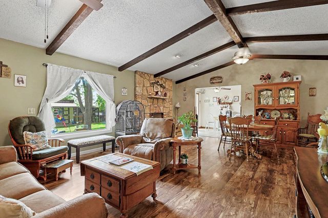 533 E Parkwood, Rose Hill, KS 67133