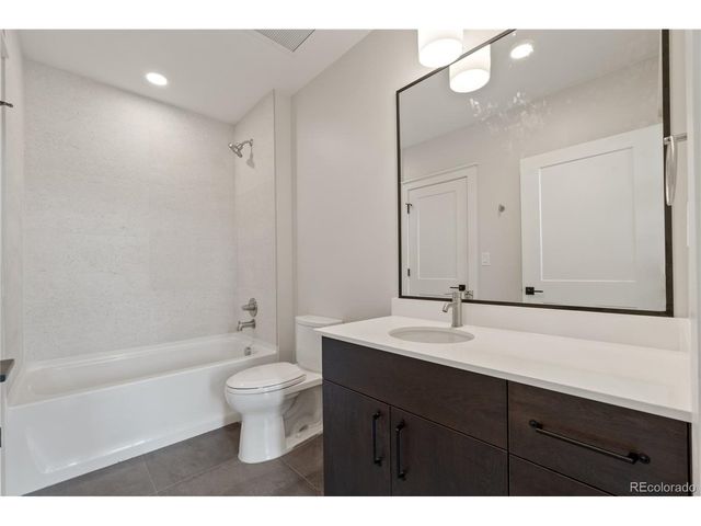 1643 Boulder St 206, Denver, CO 80211
