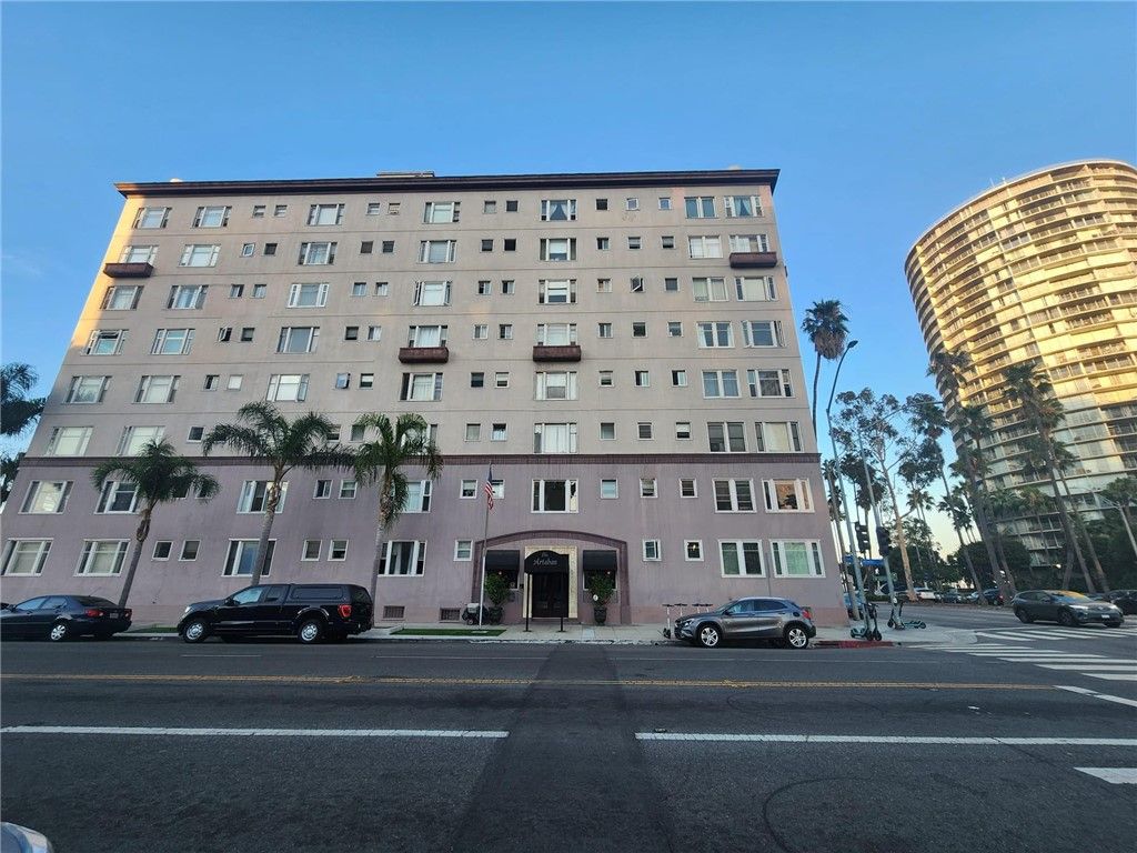 10 Atlantic Avenue 706, Long Beach, CA 90802