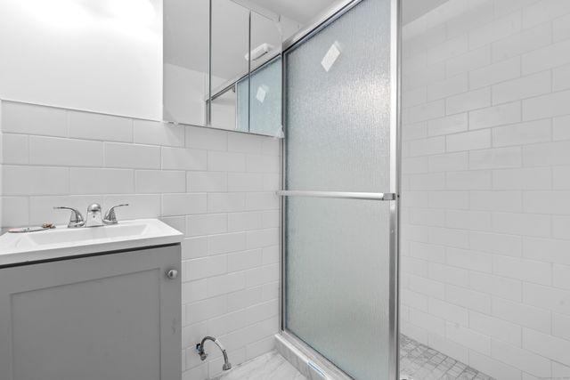 2603 North Main Street, Waterbury, CT 06704