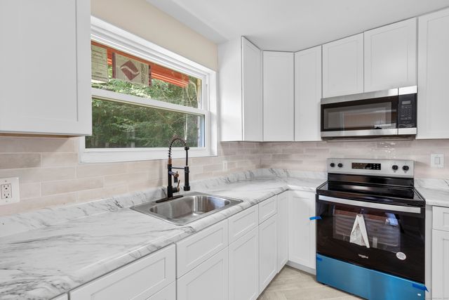 2603 North Main Street, Waterbury, CT 06704