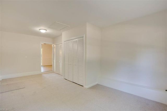 704 Pilot House DR, Newport News, VA 23608