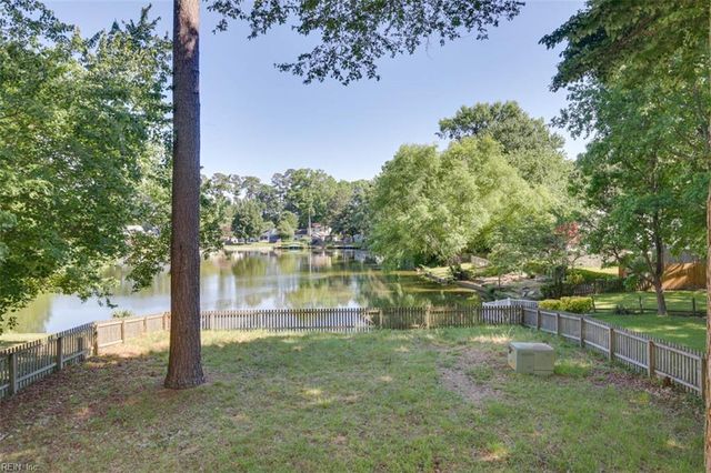 704 Pilot House DR, Newport News, VA 23608
