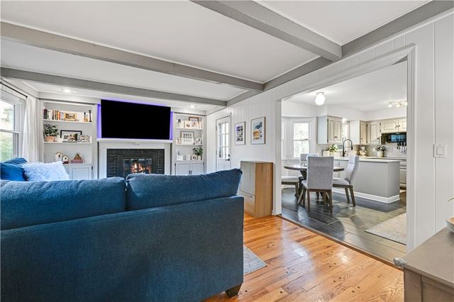 9321 Lamar Avenue, Overland Park, KS 66207