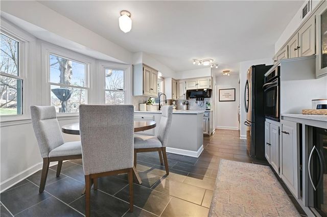 9321 Lamar Avenue, Overland Park, KS 66207