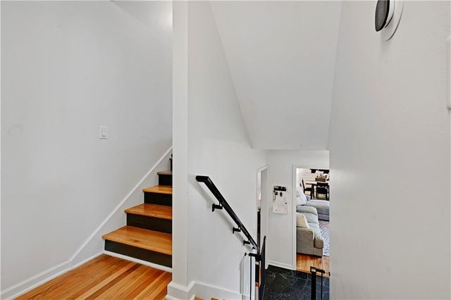 9321 Lamar Avenue, Overland Park, KS 66207