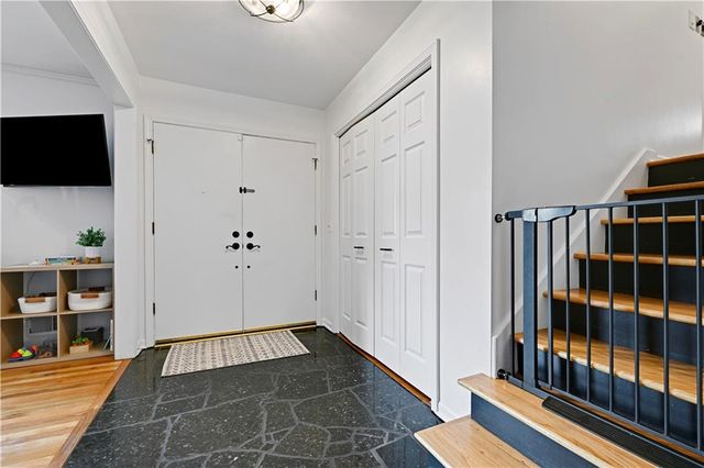 9321 Lamar Avenue, Overland Park, KS 66207