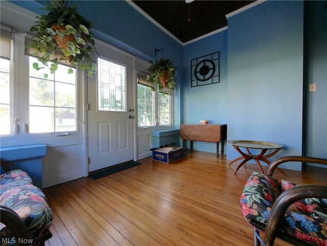 52 Maple Avenue, Wheeling, WV 26003
