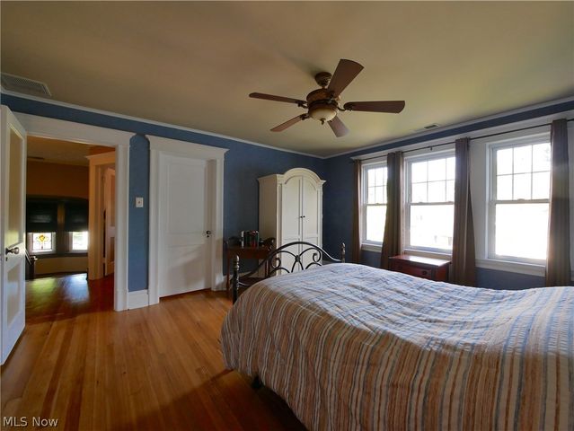 52 Maple Avenue, Wheeling, WV 26003