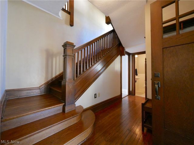 52 Maple Avenue, Wheeling, WV 26003
