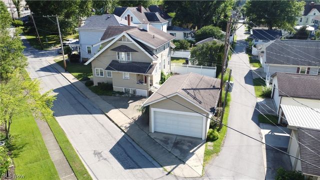 52 Maple Avenue, Wheeling, WV 26003