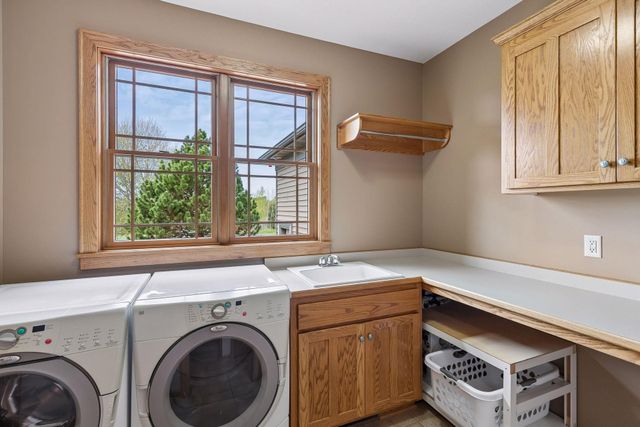 18745 Fontana Street, Wyoming, MN 55092