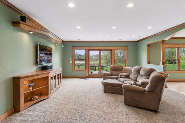 18745 Fontana Street, Wyoming, MN 55092