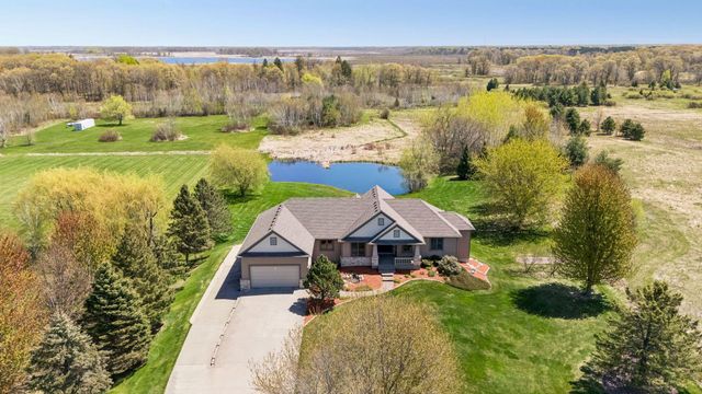 18745 Fontana Street, Wyoming, MN 55092