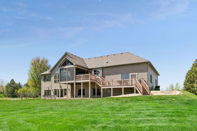 18745 Fontana Street, Wyoming, MN 55092