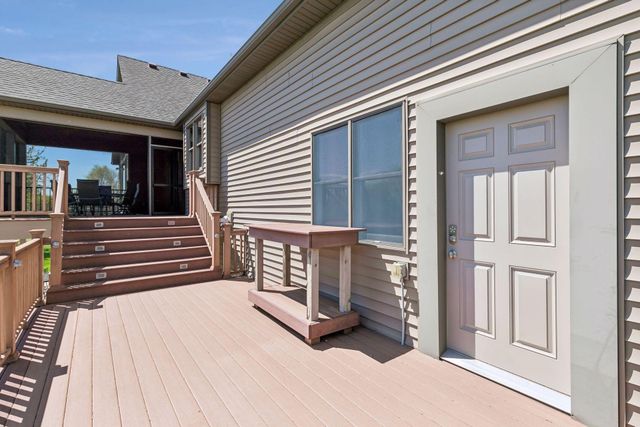 18745 Fontana Street, Wyoming, MN 55092